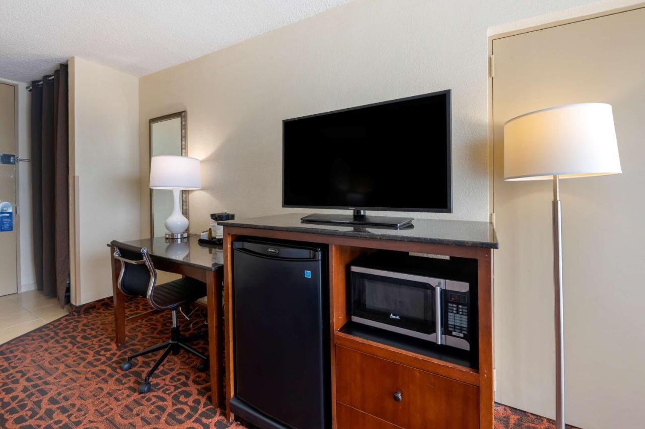 Best Western Plus North Miami-Bal Harbour Exterior foto