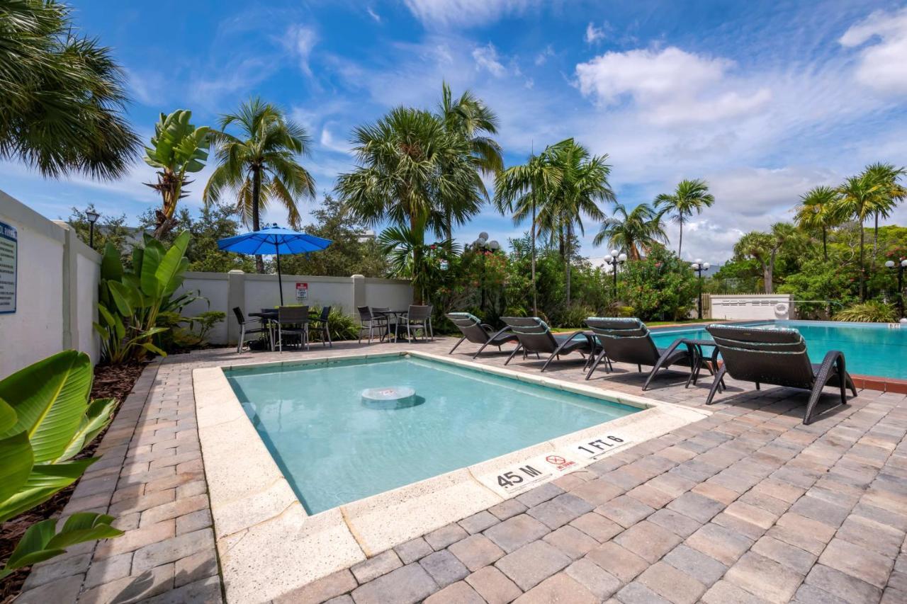 Best Western Plus North Miami-Bal Harbour Exterior foto