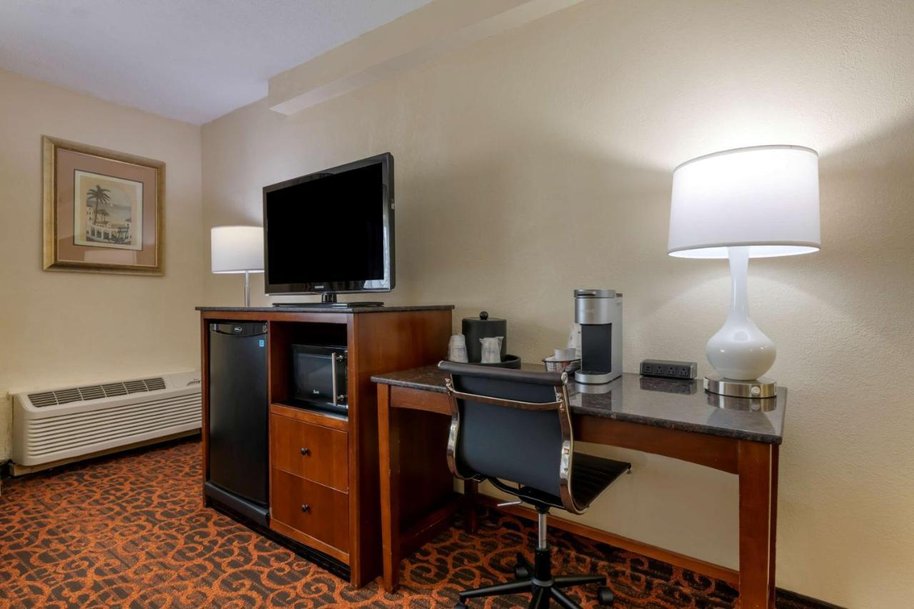 Best Western Plus North Miami-Bal Harbour Exterior foto