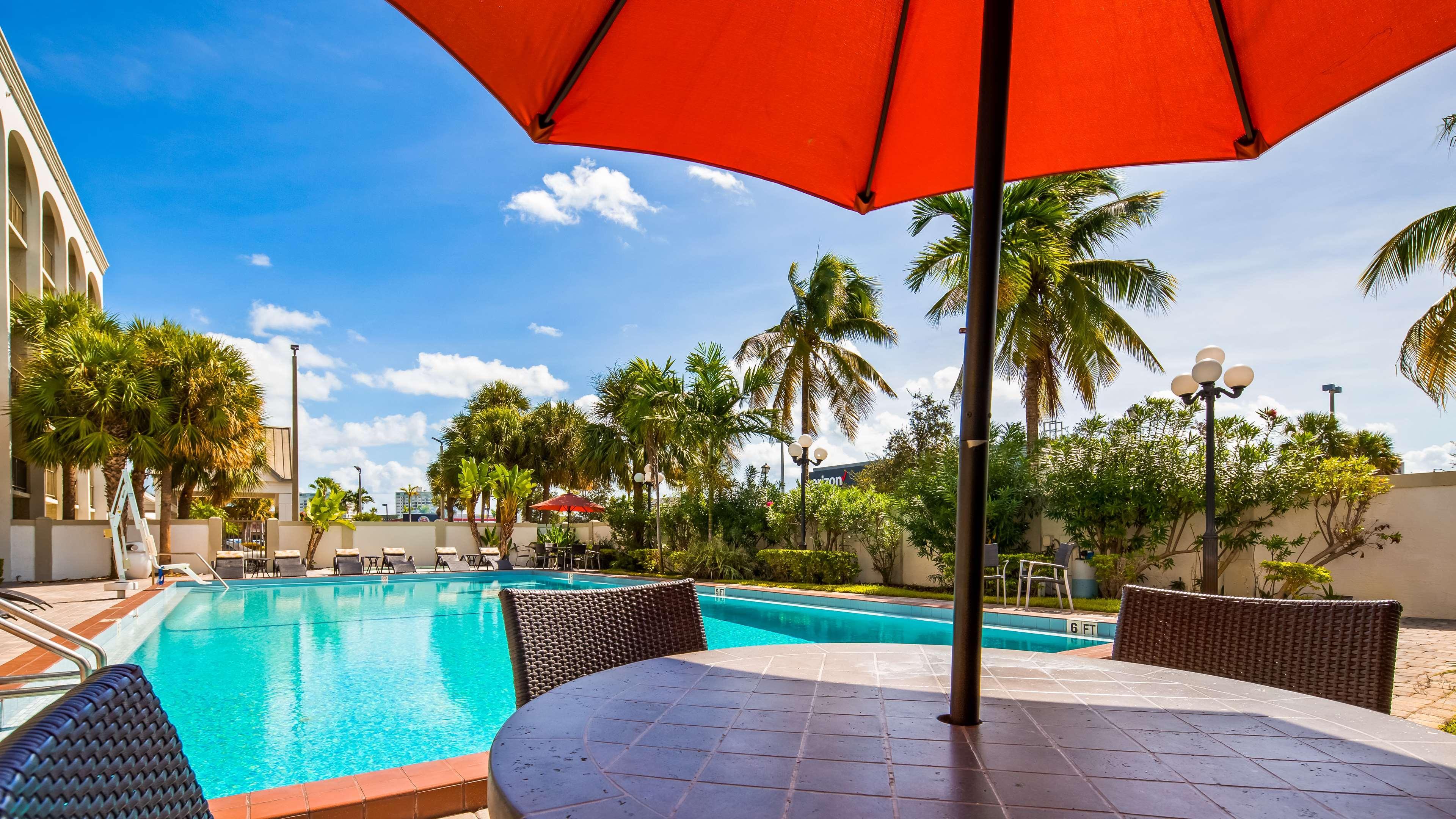 Best Western Plus North Miami-Bal Harbour Exterior foto